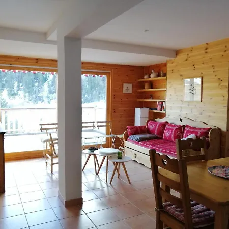Apartment La Godille